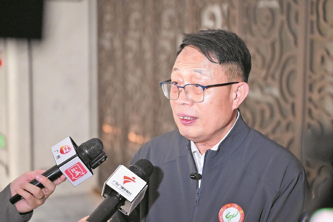 专访五羊星座工程总师顾行发:把中国航天福祉播向“一带一路”